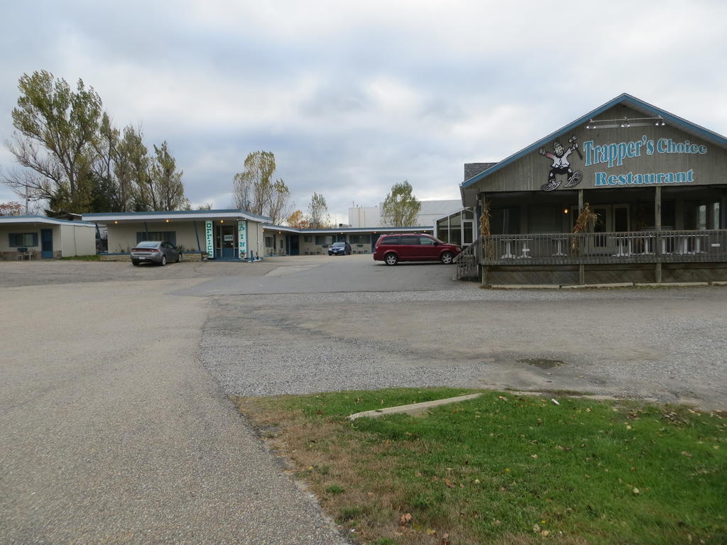 Trapper'S Choice Inn & Restaurant Parry Sound Esterno foto