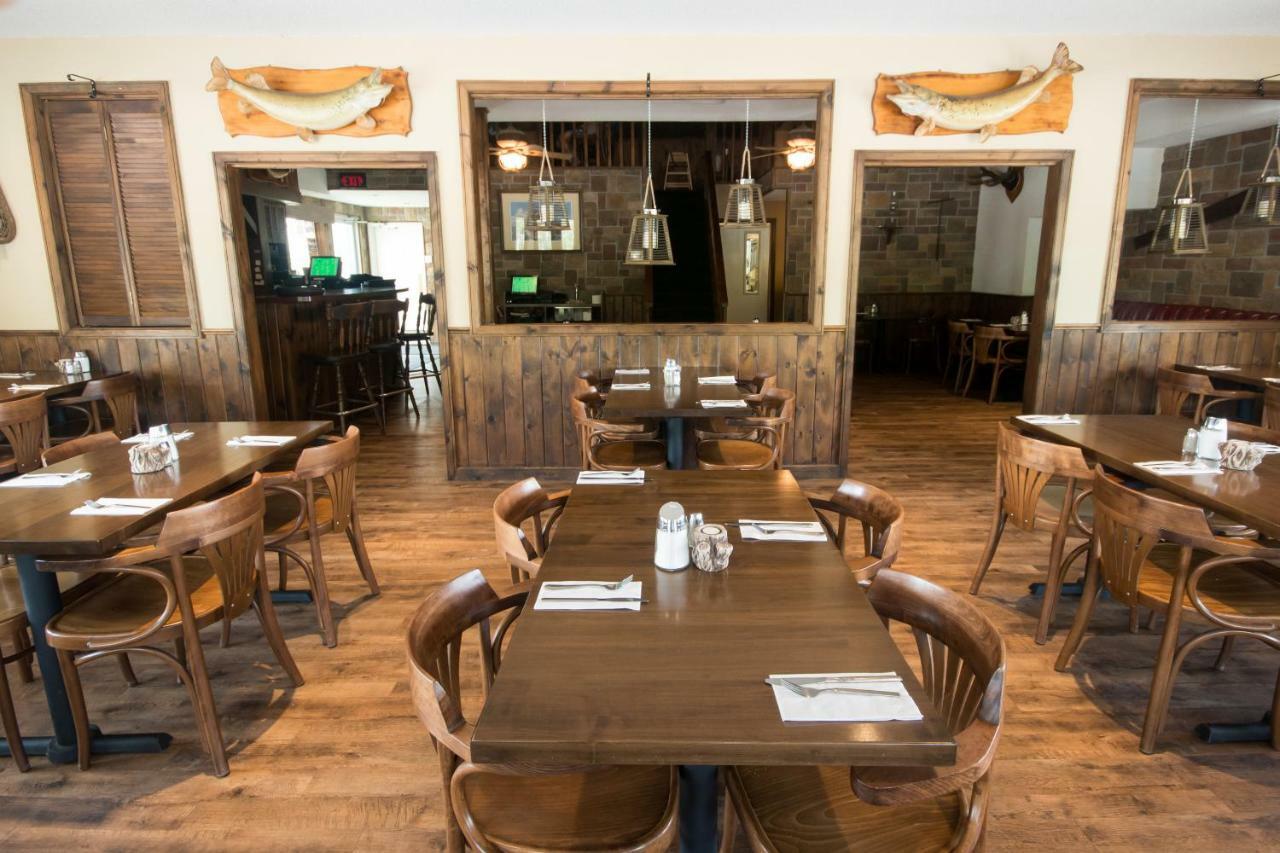Trapper'S Choice Inn & Restaurant Parry Sound Esterno foto